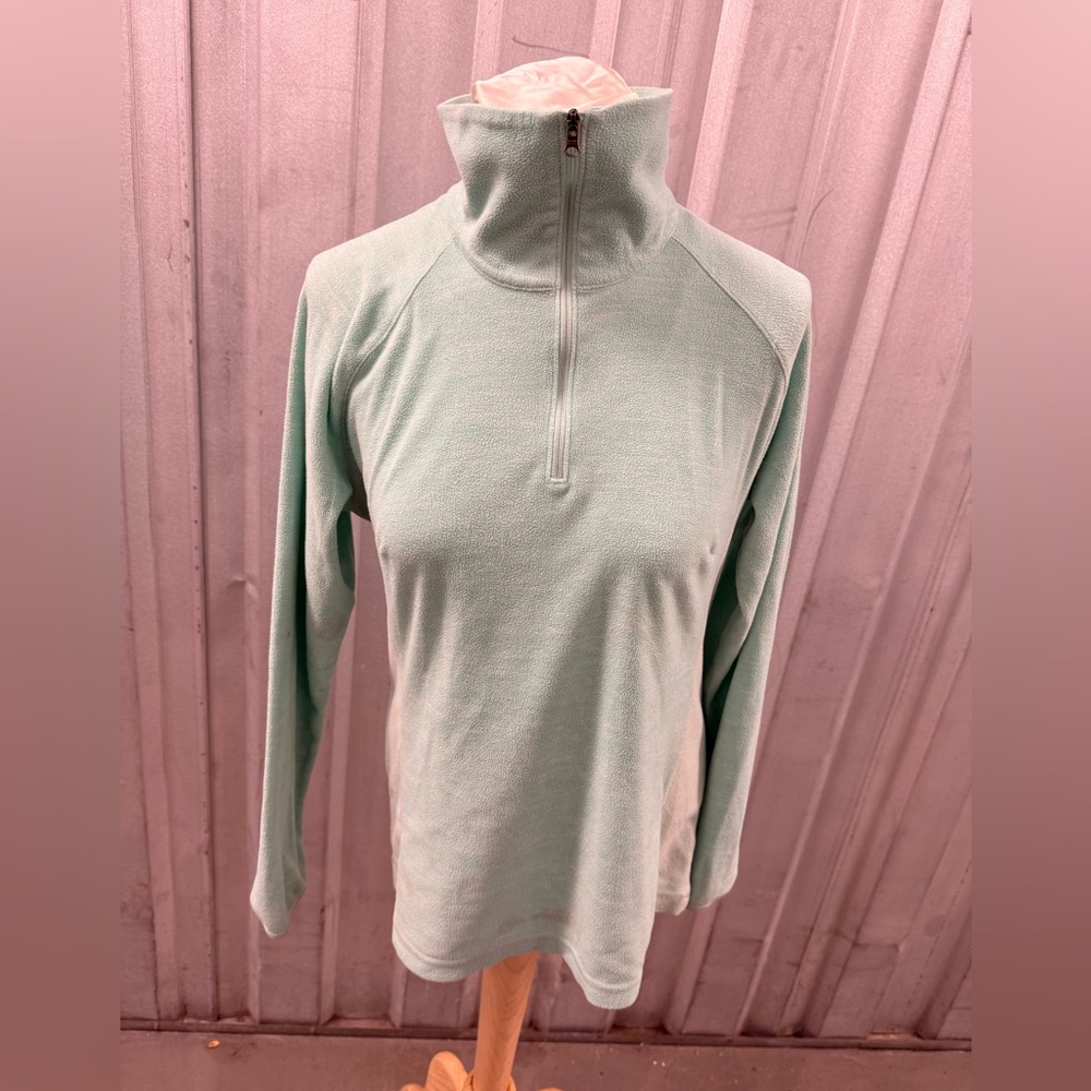 Women's Mint Green Columbia Pullover Top